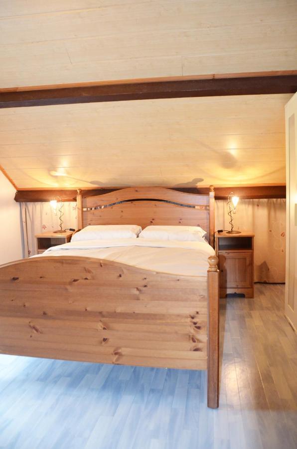 Gite Le Petit Coin De Paradis Sautin Montbliart Esterno foto