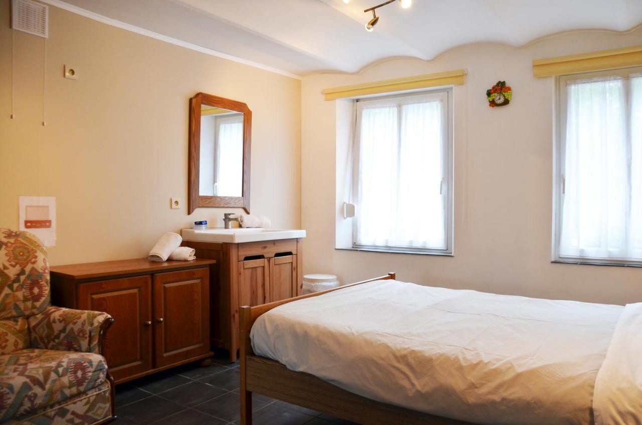 Gite Le Petit Coin De Paradis Sautin Montbliart Esterno foto